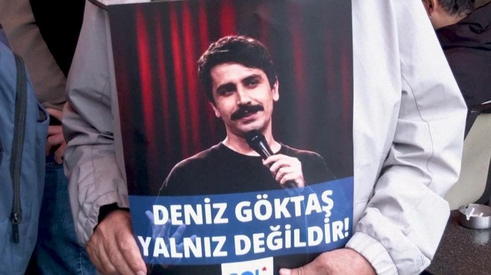 Stand-up comic released after being convicted of insulting Erdoğan